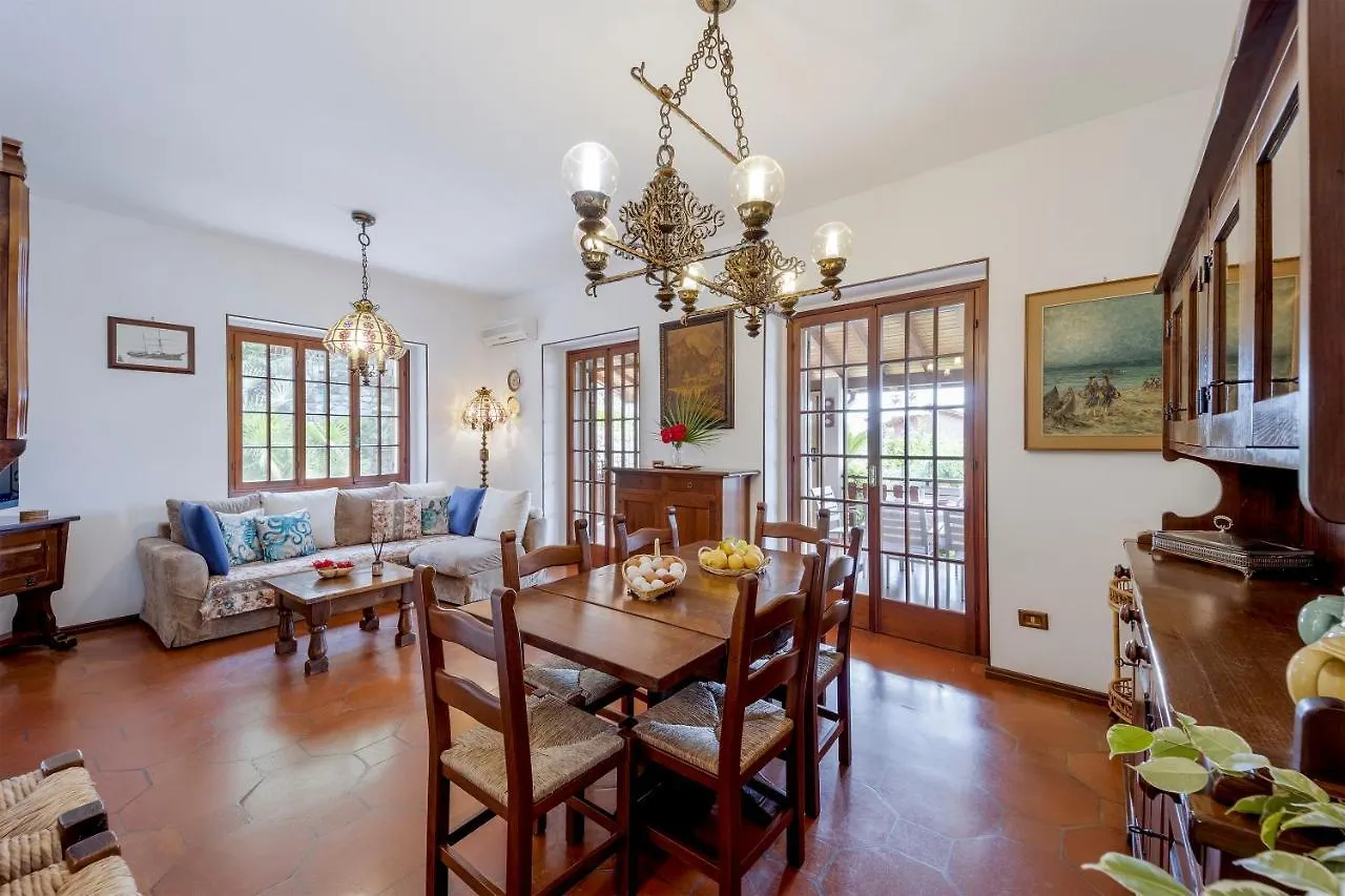 Ascheri Country House - Grimaldi, Ventimiglia 0*,  Italien